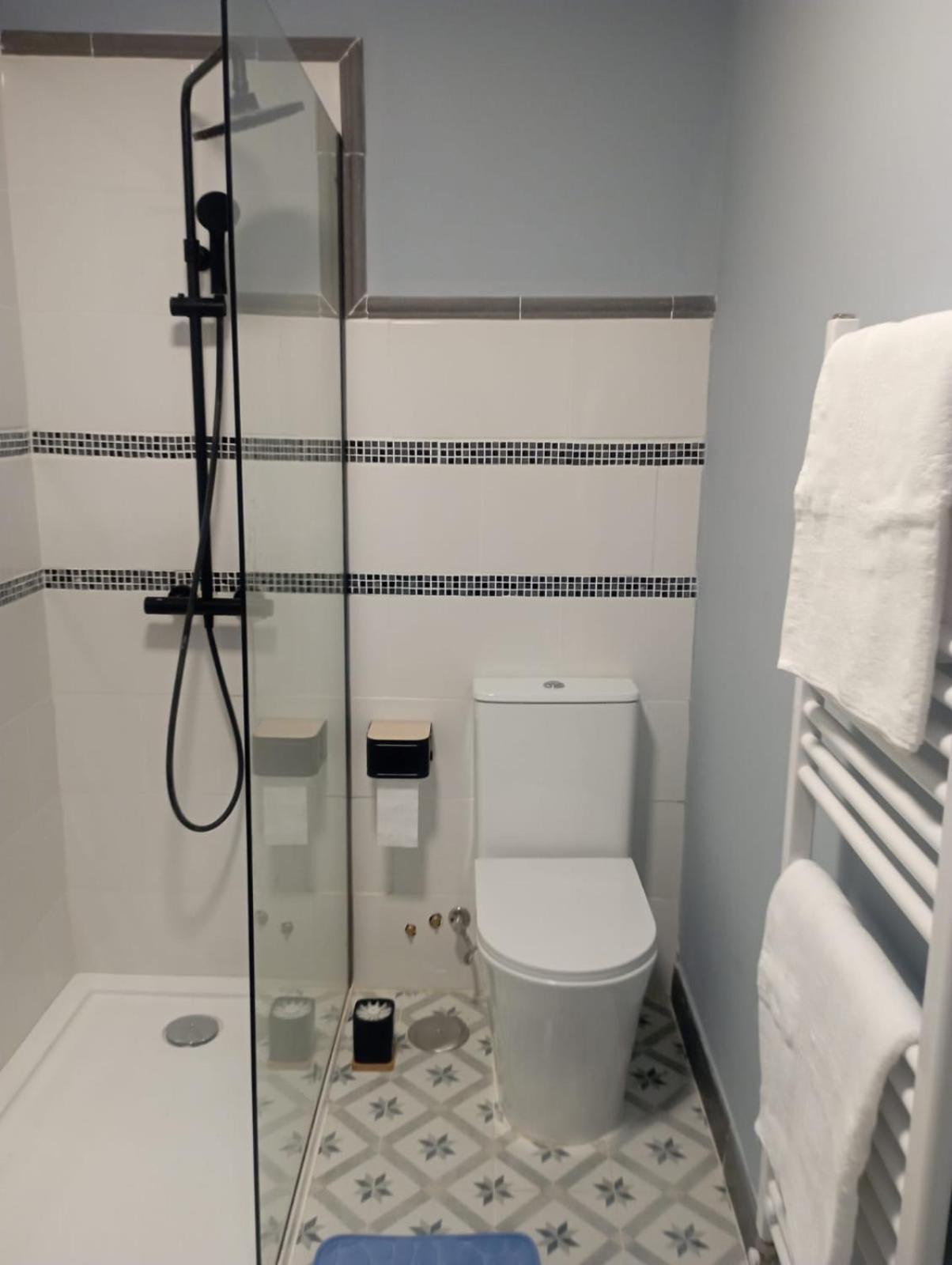 Apartamento Turistico Plaza I Monforte De Lemos Exterior photo